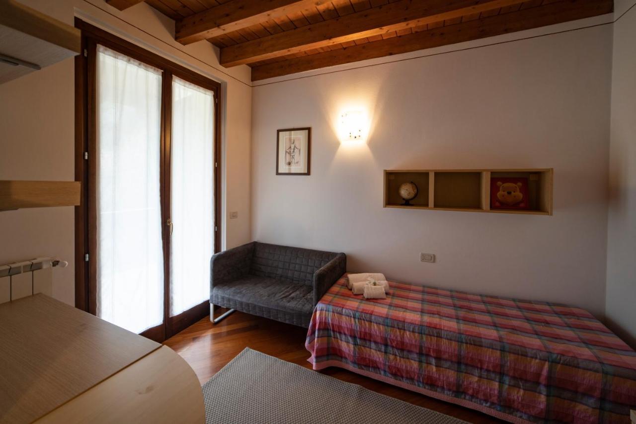 Romantic Lake View House سولتسانو المظهر الخارجي الصورة